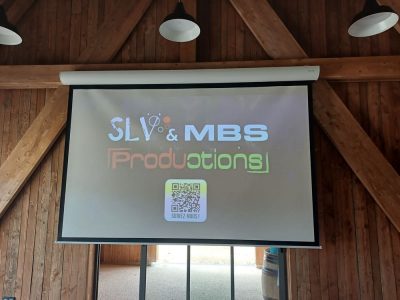 installation toile vidéo projecteur
