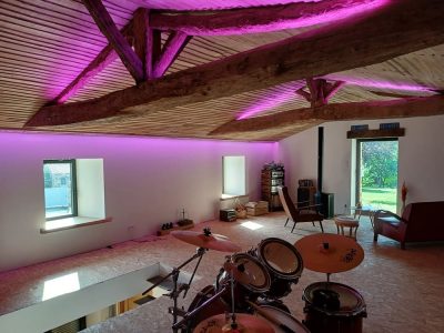 éclairage lumière led poutres et plafonds salle de musique